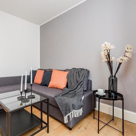 2 Bedrooms Serviced Apartment Excel Exhibition Centre, O2 Arena, Stratford Olympic City, Forest Gate, Central ロンドン エクステリア 写真