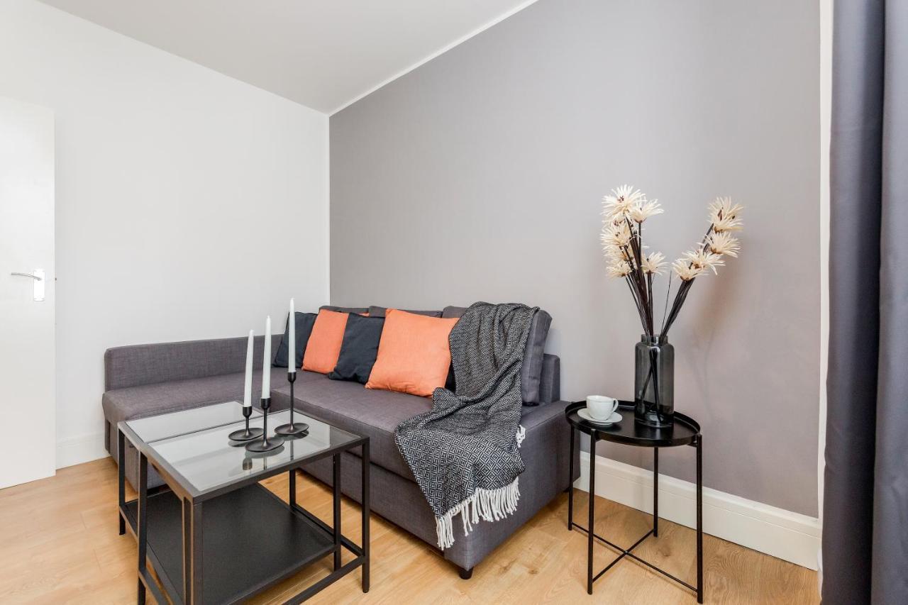 2 Bedrooms Serviced Apartment Excel Exhibition Centre, O2 Arena, Stratford Olympic City, Forest Gate, Central ロンドン エクステリア 写真