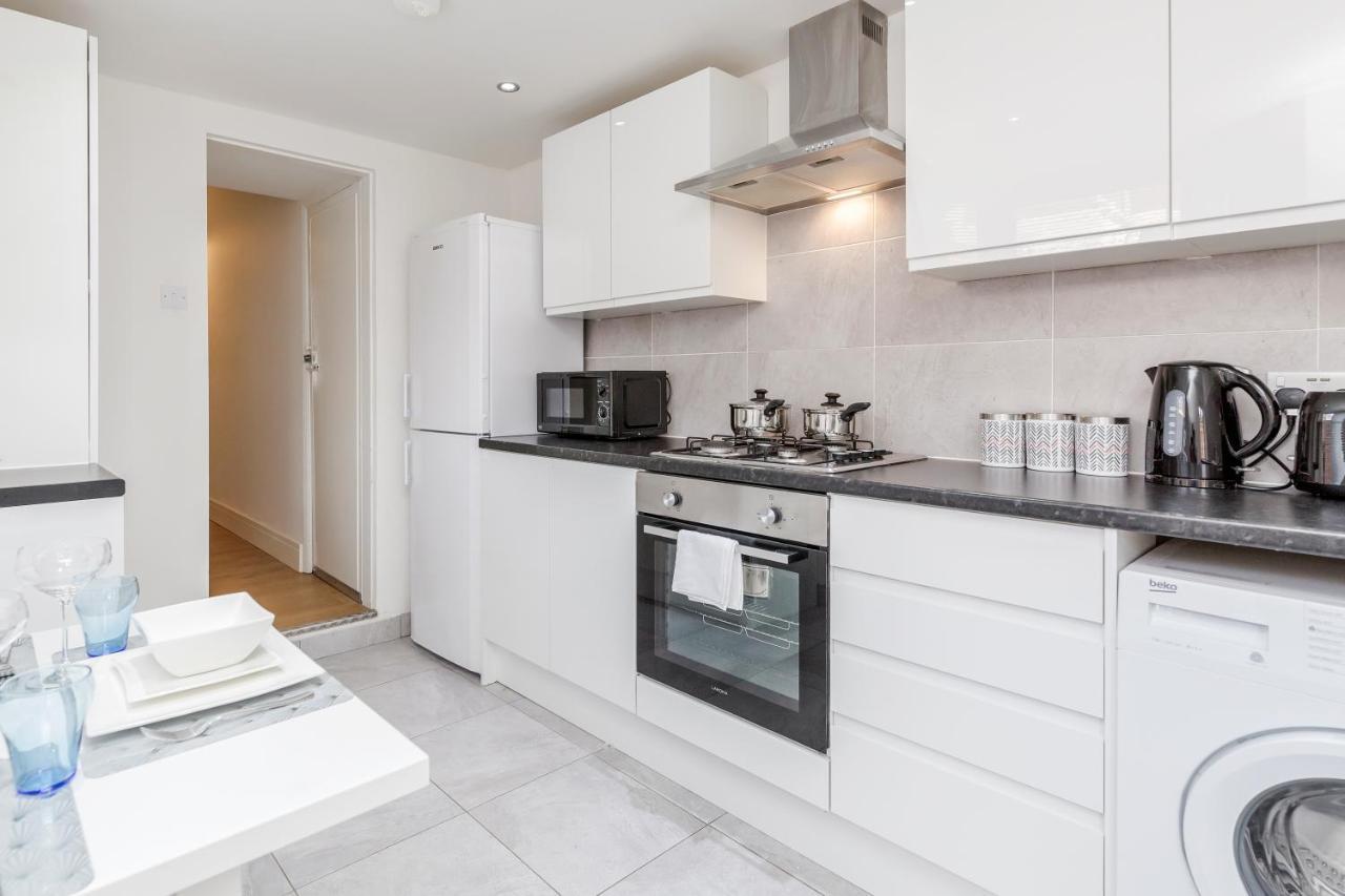 2 Bedrooms Serviced Apartment Excel Exhibition Centre, O2 Arena, Stratford Olympic City, Forest Gate, Central ロンドン エクステリア 写真